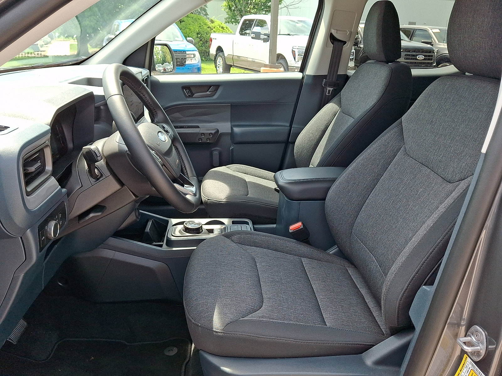 Certified 2025 Ford Maverick XLT w/ XLT Luxury Package AWD/4WD image 16