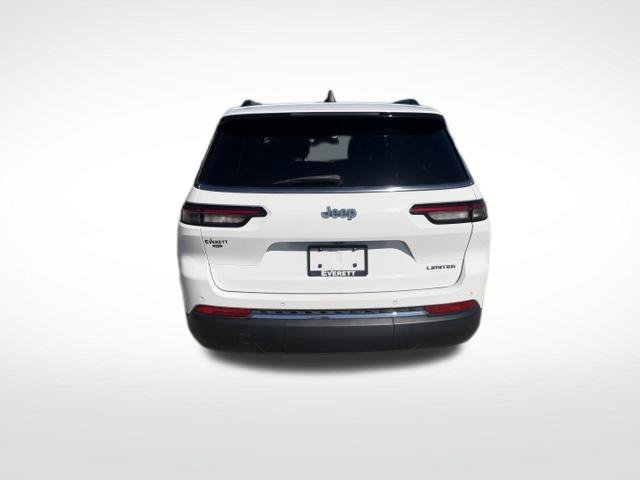 Used 2023 Jeep Grand Cherokee L Limited RWD image 8