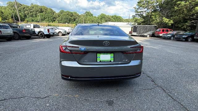 Used 2025 Toyota Camry XLE FWD image 6