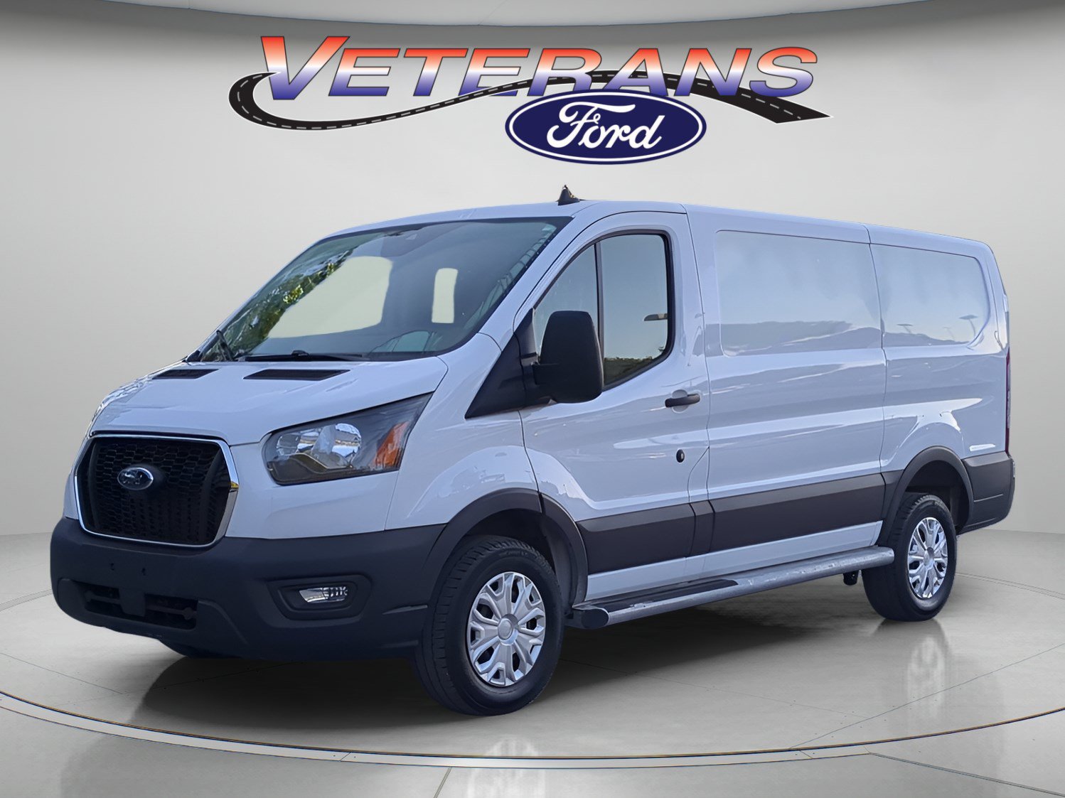 Certified 2025 Ford Transit 250 Low Roof w/ Exterior Upgrade Package RWD image 1