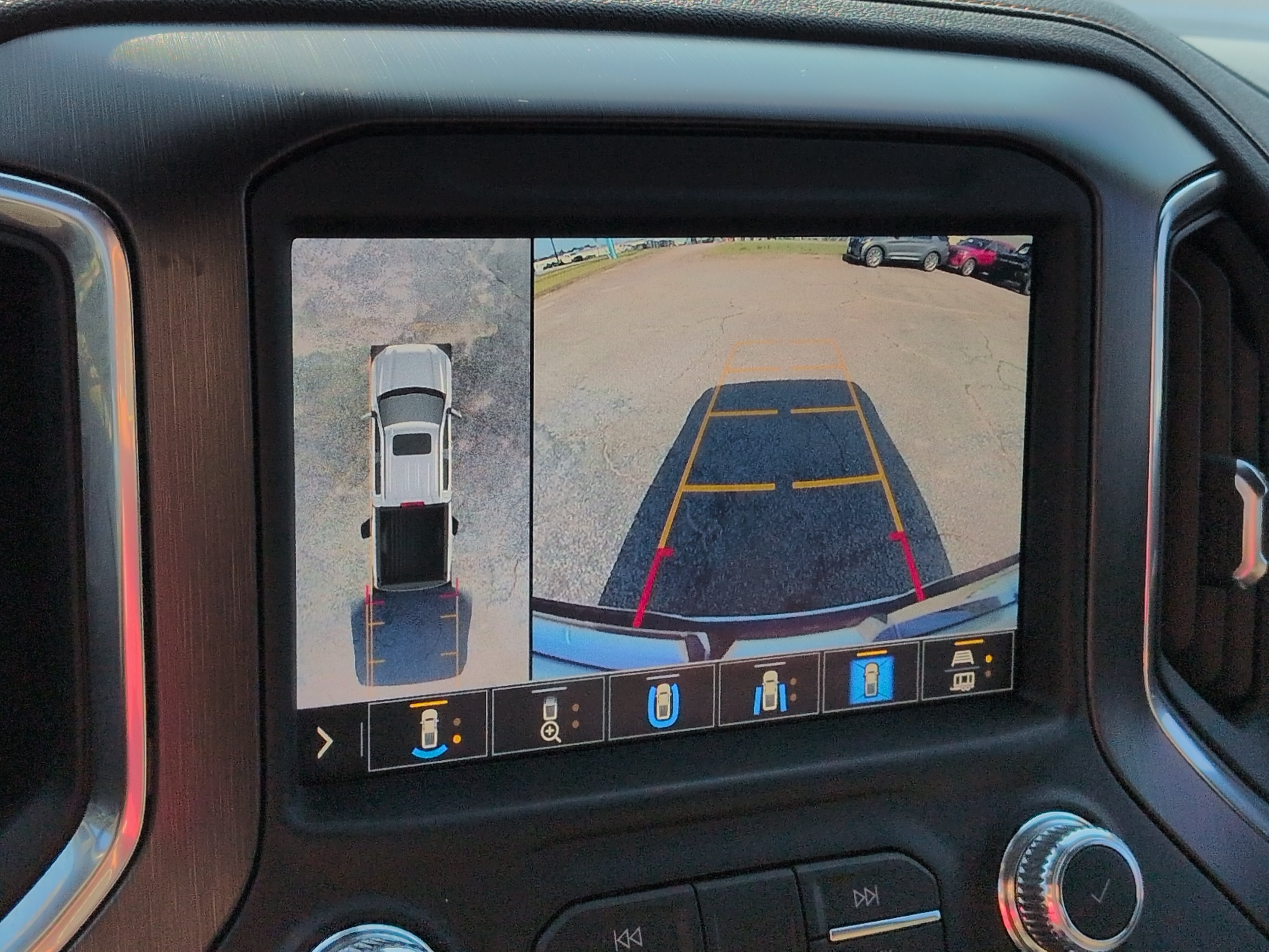 Used 2021 GMC Sierra 1500 AT4 w/ AT4 Premium Package AWD/4WD image 19