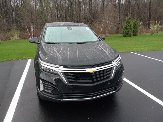 Used 2023 Chevrolet Equinox LT w/ Driver Convenience Package AWD/4WD image 3