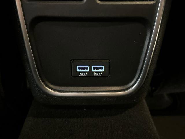 Used 2019 Dodge Charger SXT RWD image 29