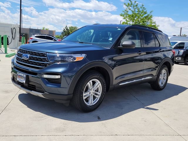 Certified 2023 Ford Explorer XLT w/ Equipment Group 202A AWD/4WD image 4