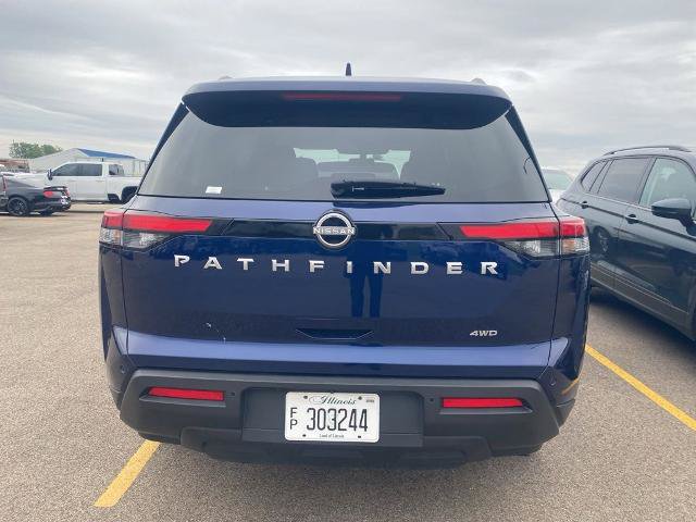 Used 2025 Nissan Pathfinder SV AWD/4WD image 11