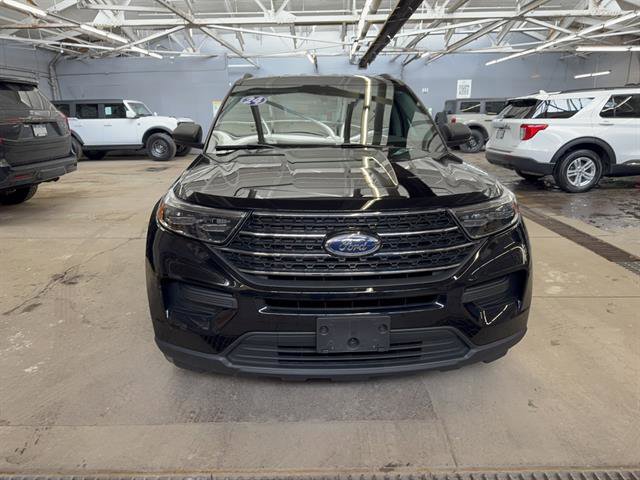 Certified 2024 Ford Explorer XLT image 8