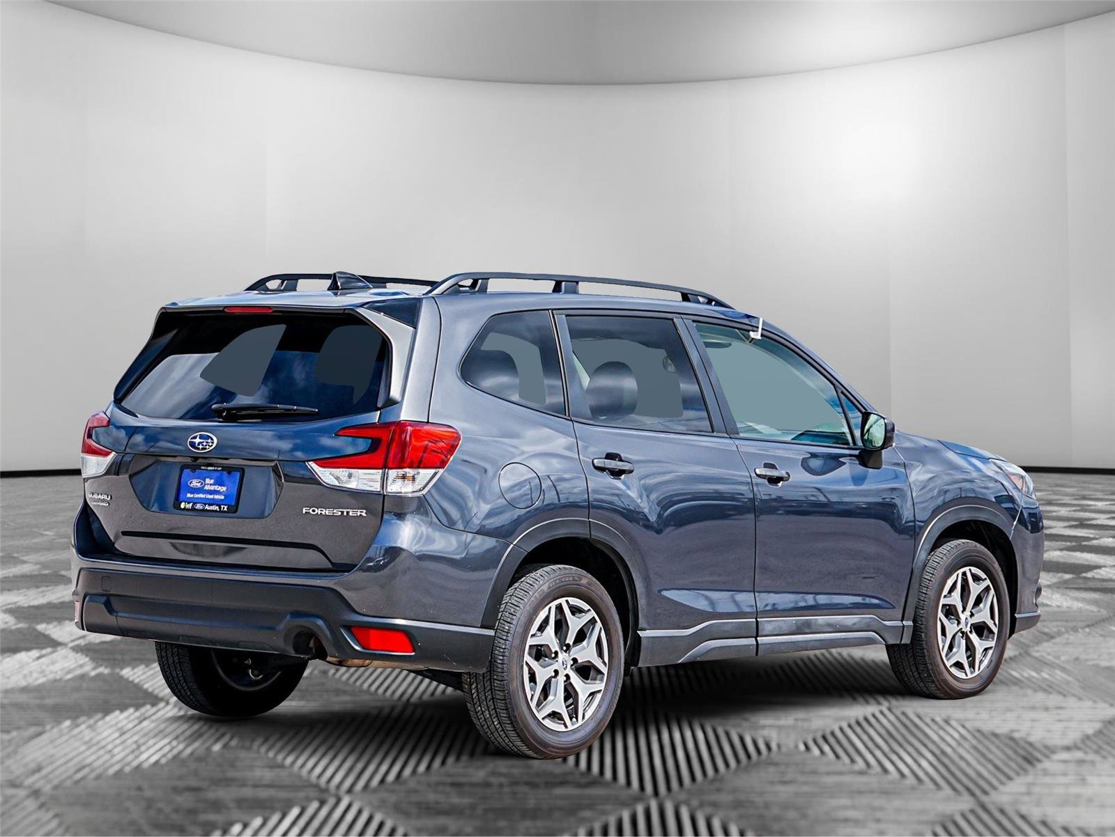 Used 2024 Subaru Forester Premium AWD/4WD image 5