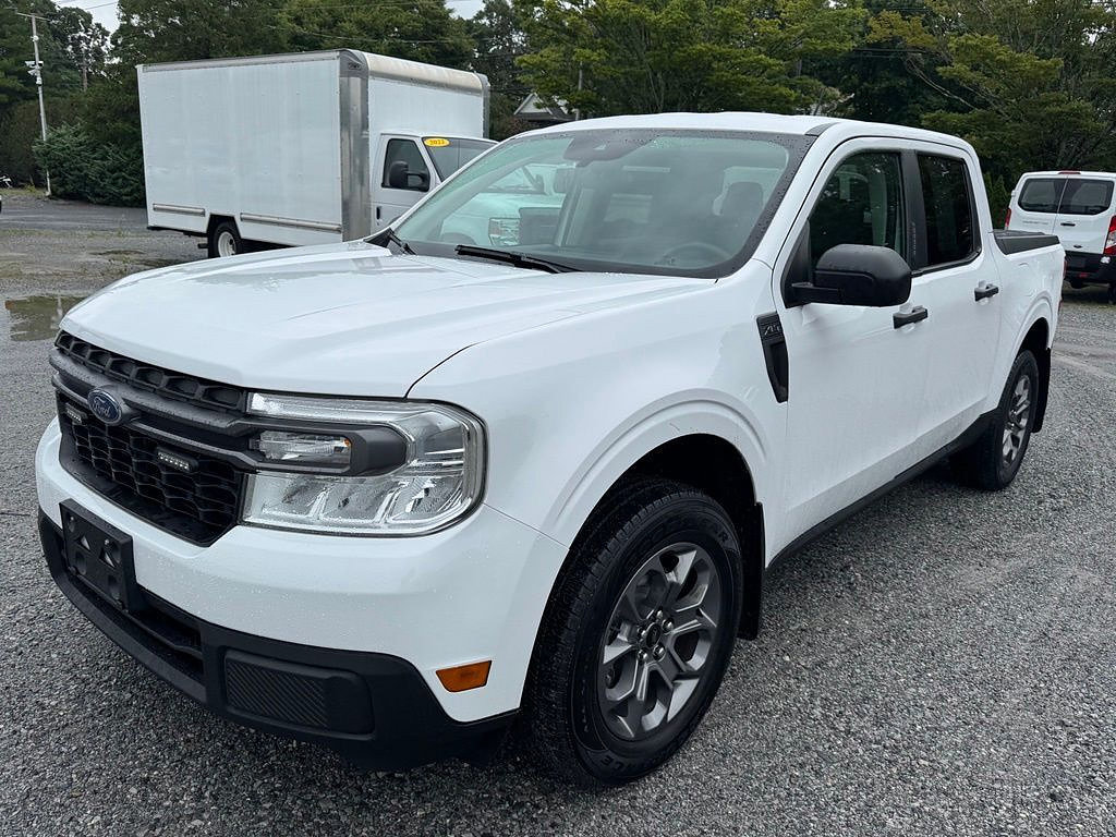 Certified 2022 Ford Maverick XLT w/ Equipment Group 300A Standard AWD/4WD image 3