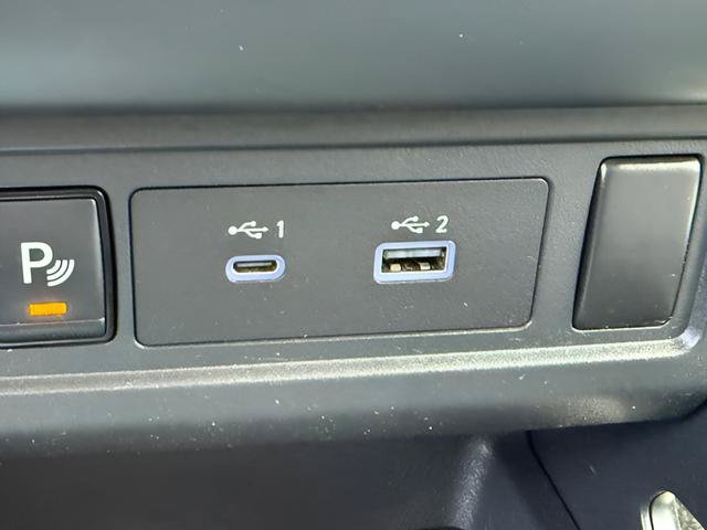 Used 2022 Nissan Frontier S w/ Technology Package AWD/4WD image 9