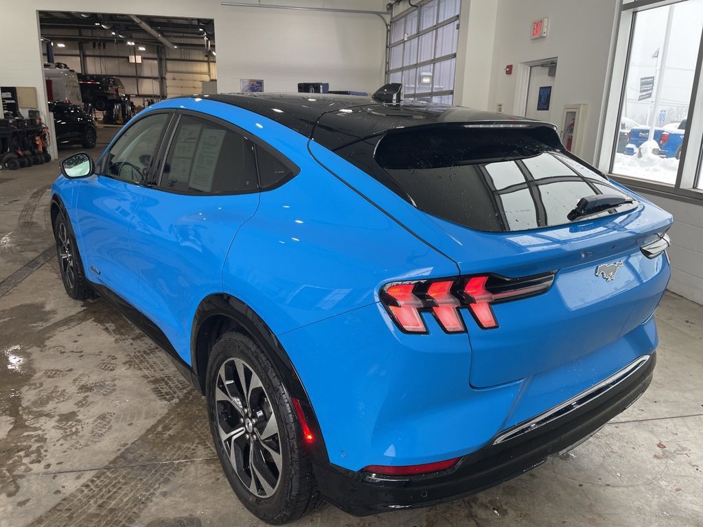 Certified 2022 Ford Mustang Mach-E Premium image 3