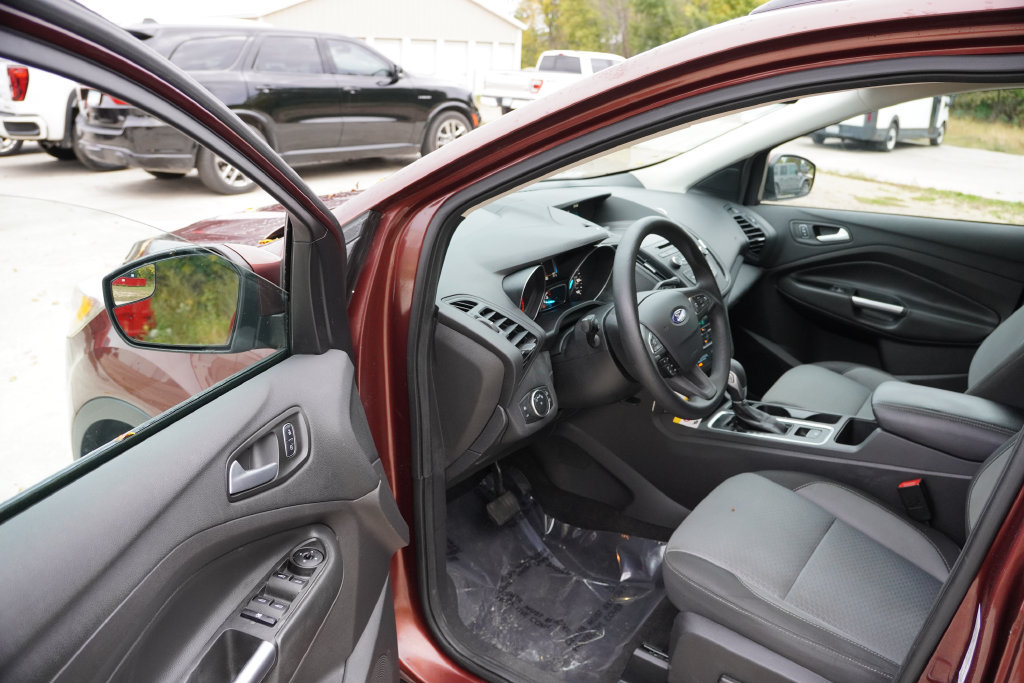 Certified 2018 Ford Escape SE AWD/4WD image 14