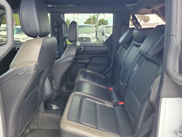 Certified 2025 Ford Bronco Outer Banks AWD/4WD image 8