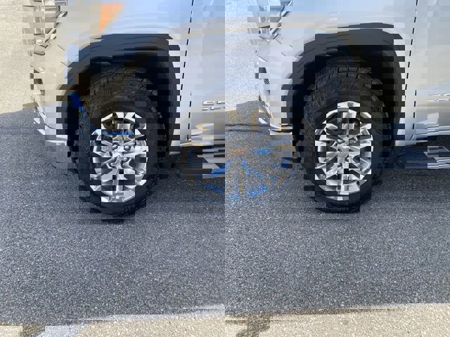 Used 2019 GMC Sierra 1500 SLT w/ SLT Premium Plus Package AWD/4WD image 10