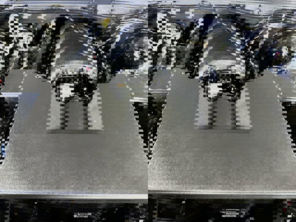 Used 2019 GMC Yukon Denali w/ Open Road Package image 12