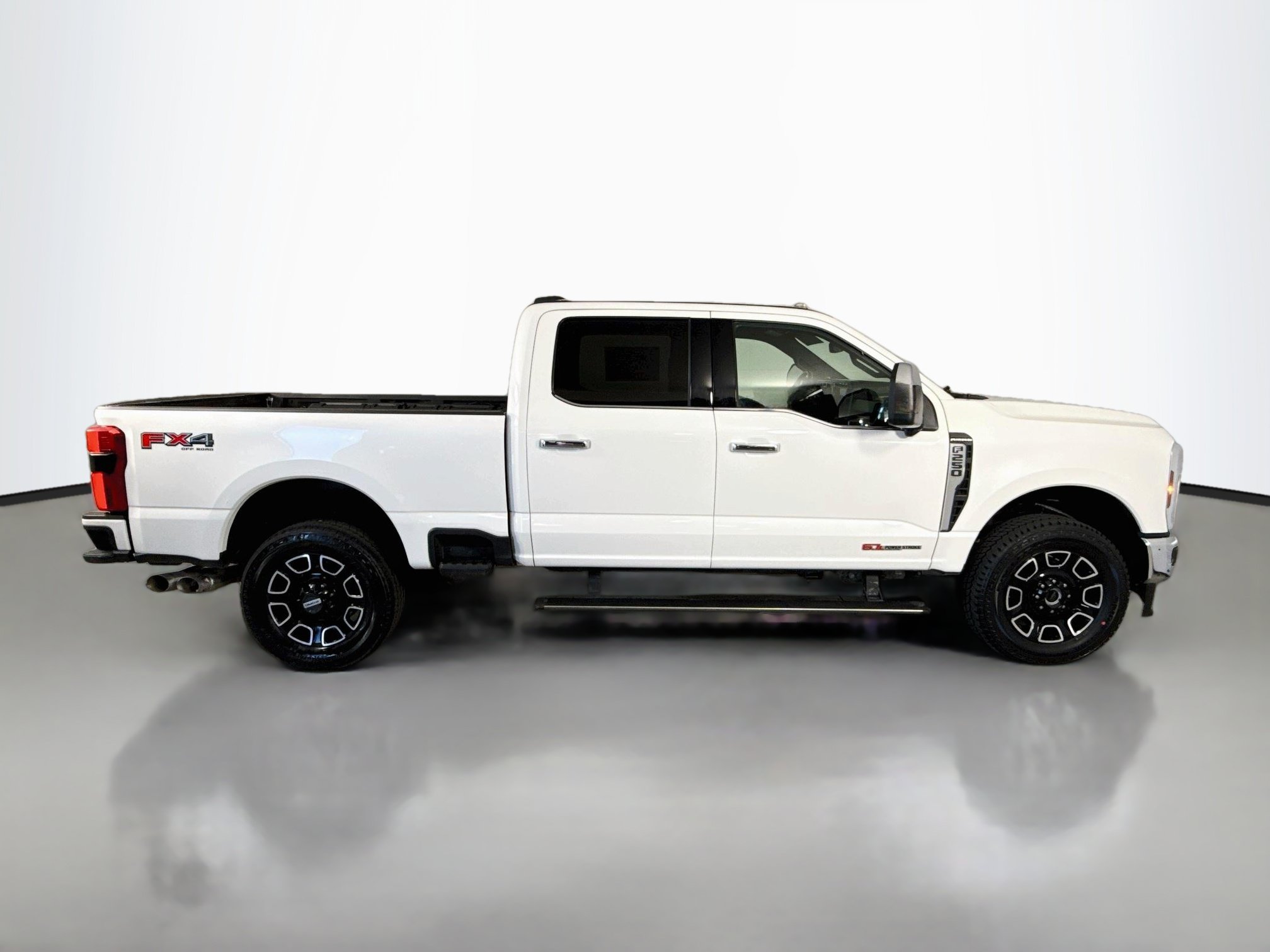 Certified 2024 Ford F250 Platinum AWD/4WD image 13