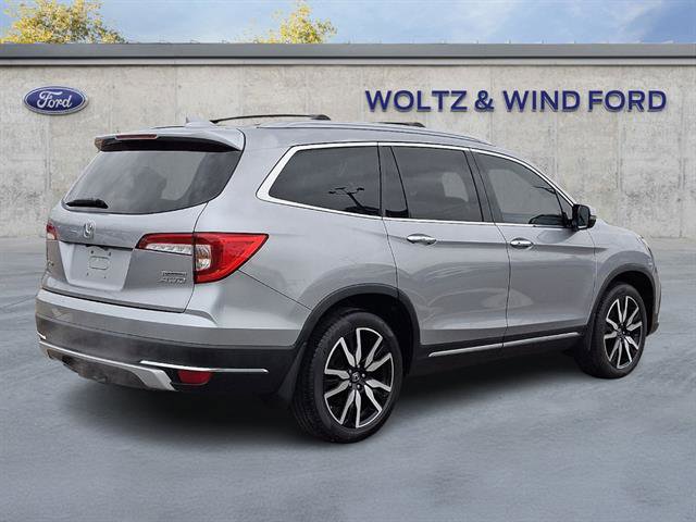 Used 2020 Honda Pilot Touring image 6