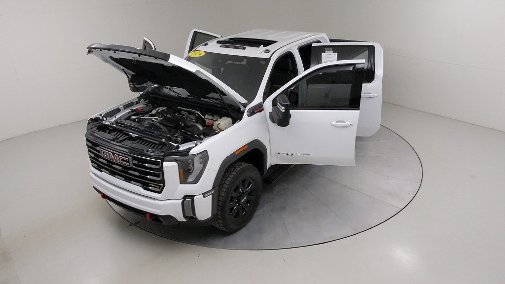 Used 2024 GMC Sierra 3500 AT4 w/ AT4 Premium Plus Package AWD/4WD image 44
