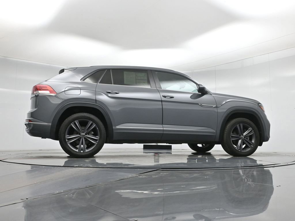 Used 2021 Volkswagen Atlas Cross Sport SE image 11