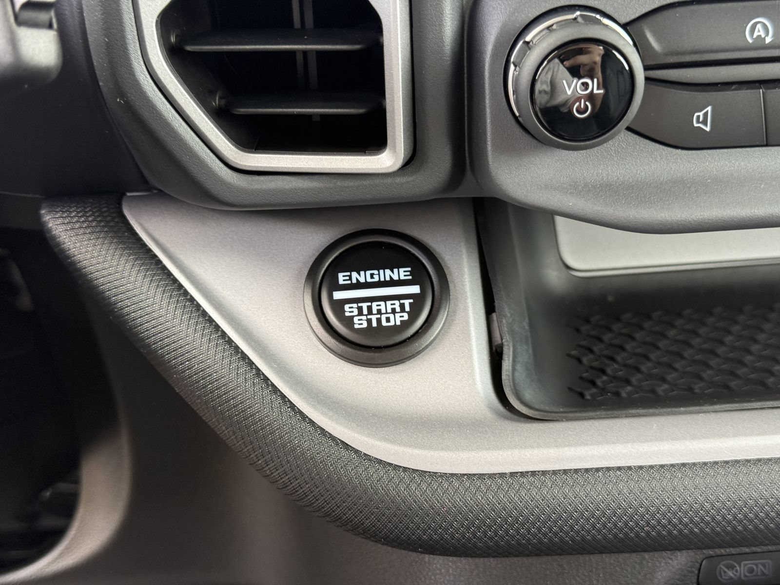 Certified 2023 Ford Bronco Sport Outer Banks AWD/4WD image 30