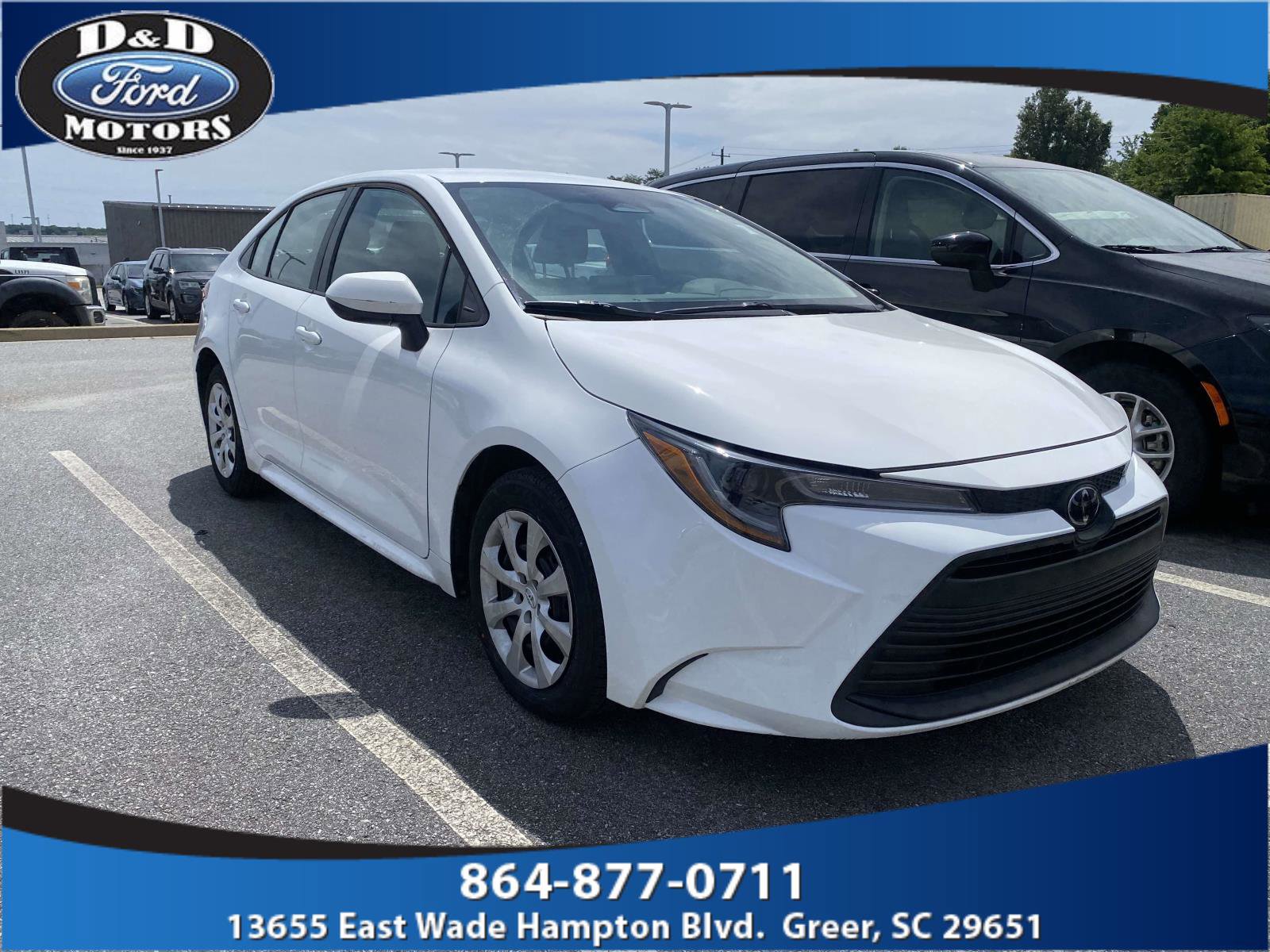 Used 2024 Toyota Corolla LE FWD image 1