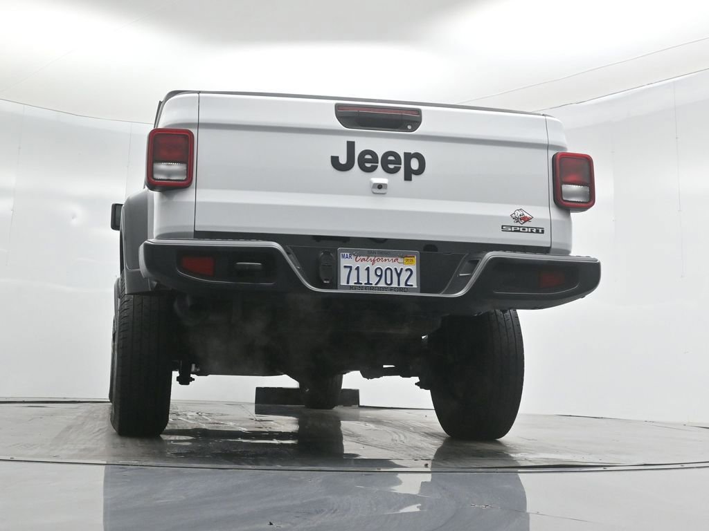 Used 2020 Jeep Gladiator Sport image 18