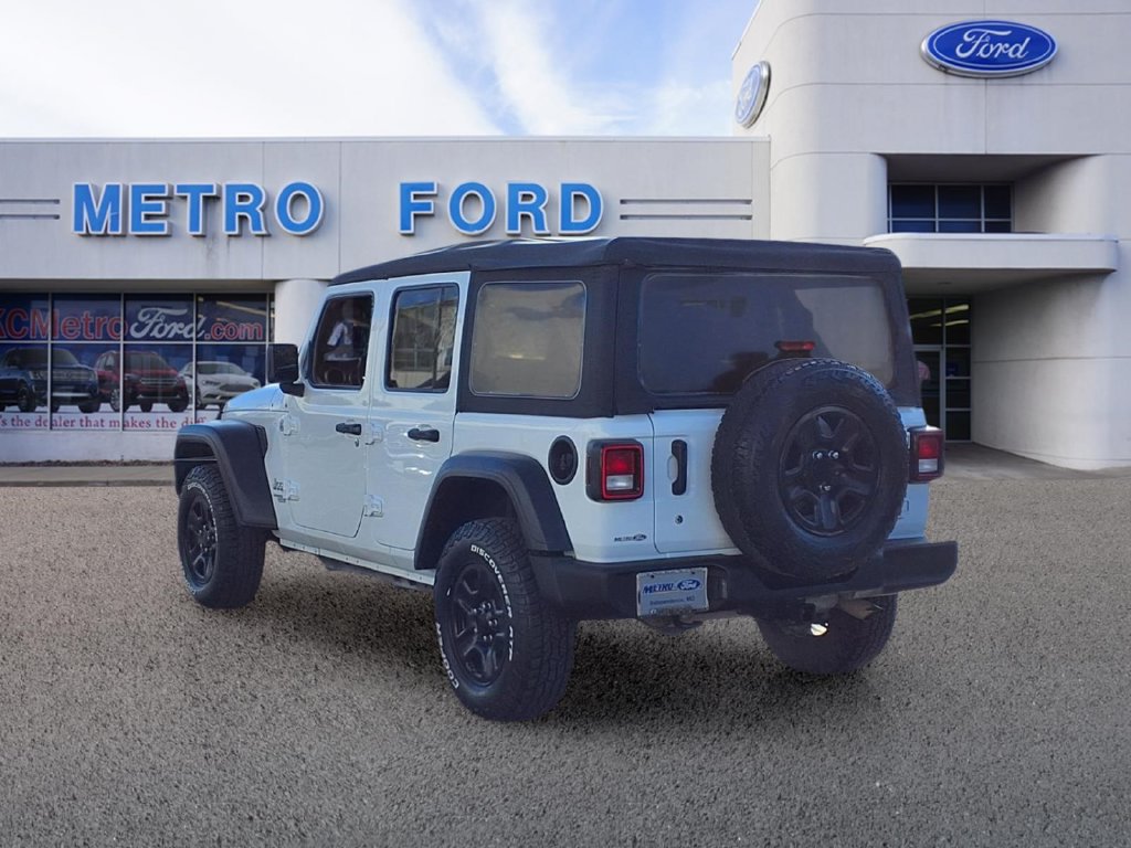 Used 2018 Jeep Wrangler Unlimited Sport AWD/4WD image 5