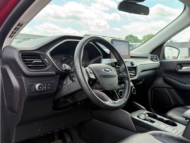 Certified 2022 Ford Escape SEL FWD image 14