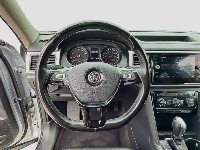 Used 2018 Volkswagen Atlas SEL AWD/4WD image 40