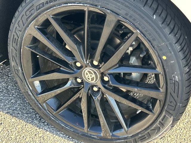 Used 2022 Toyota Camry XSE FWD image 12