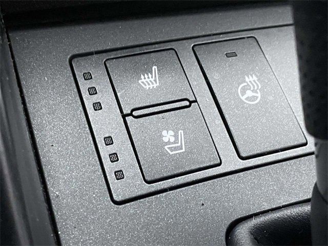 Used 2023 Lexus IS 350 F Sport image 29