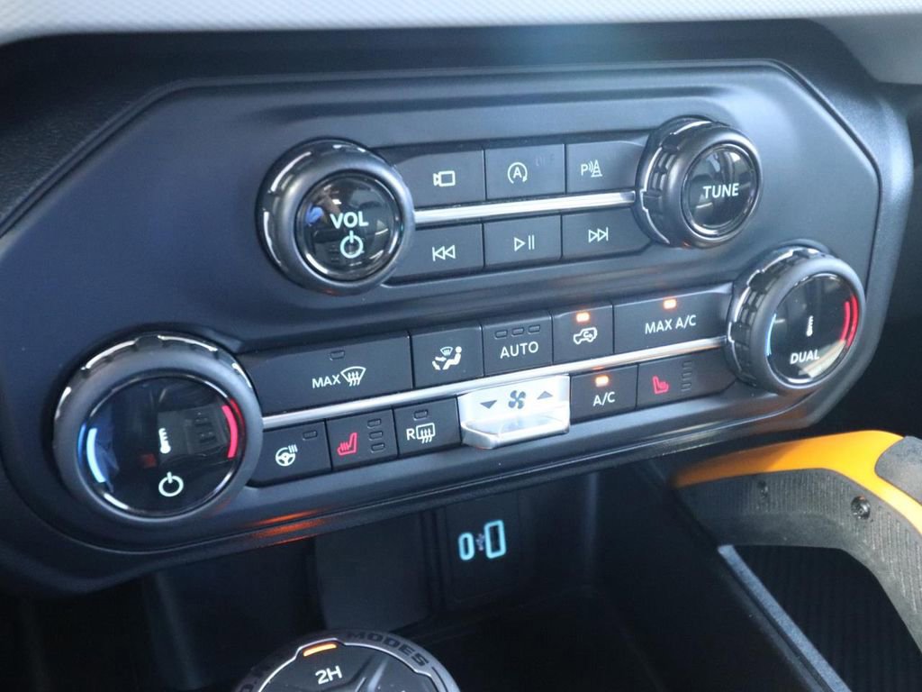 Certified 2022 Ford Bronco Badlands image 22