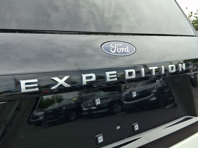 Certified 2025 Ford Expedition Active AWD/4WD image 32