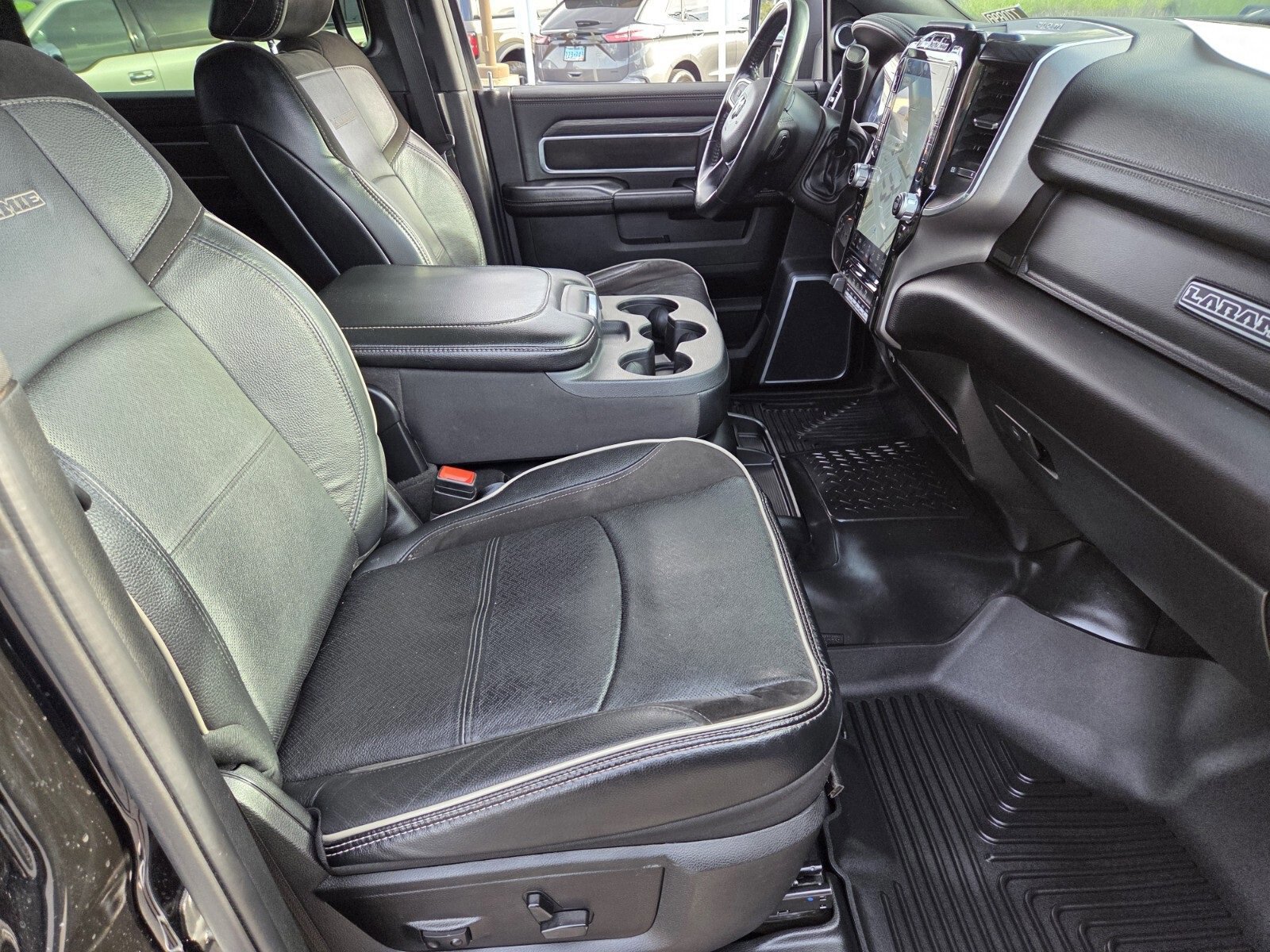 Used 2023 RAM 3500 Laramie image 15