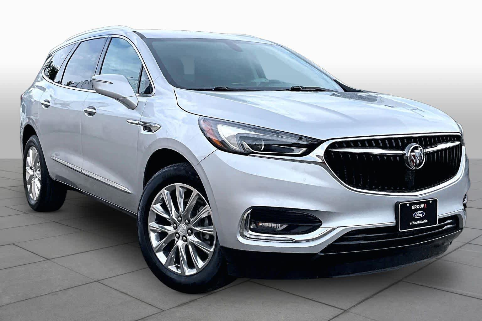 Used 2020 Buick Enclave Essence FWD image 3