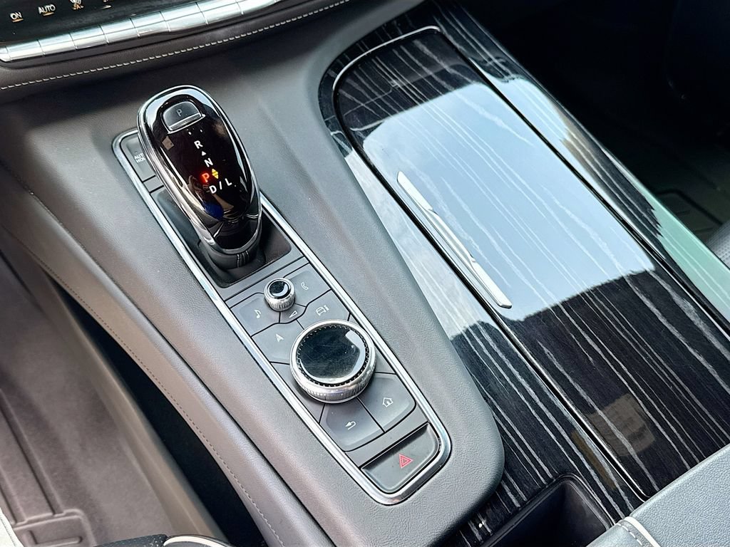 Used 2023 Cadillac Escalade Sport w/ LPO, ONYX Package RWD image 19