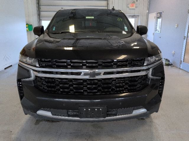 Used 2022 Chevrolet Suburban LS w/ Driver Alert Package AWD/4WD image 6
