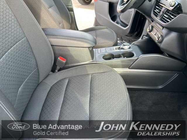 Certified 2025 Ford Escape Active w/ Cold Weather Package image 33