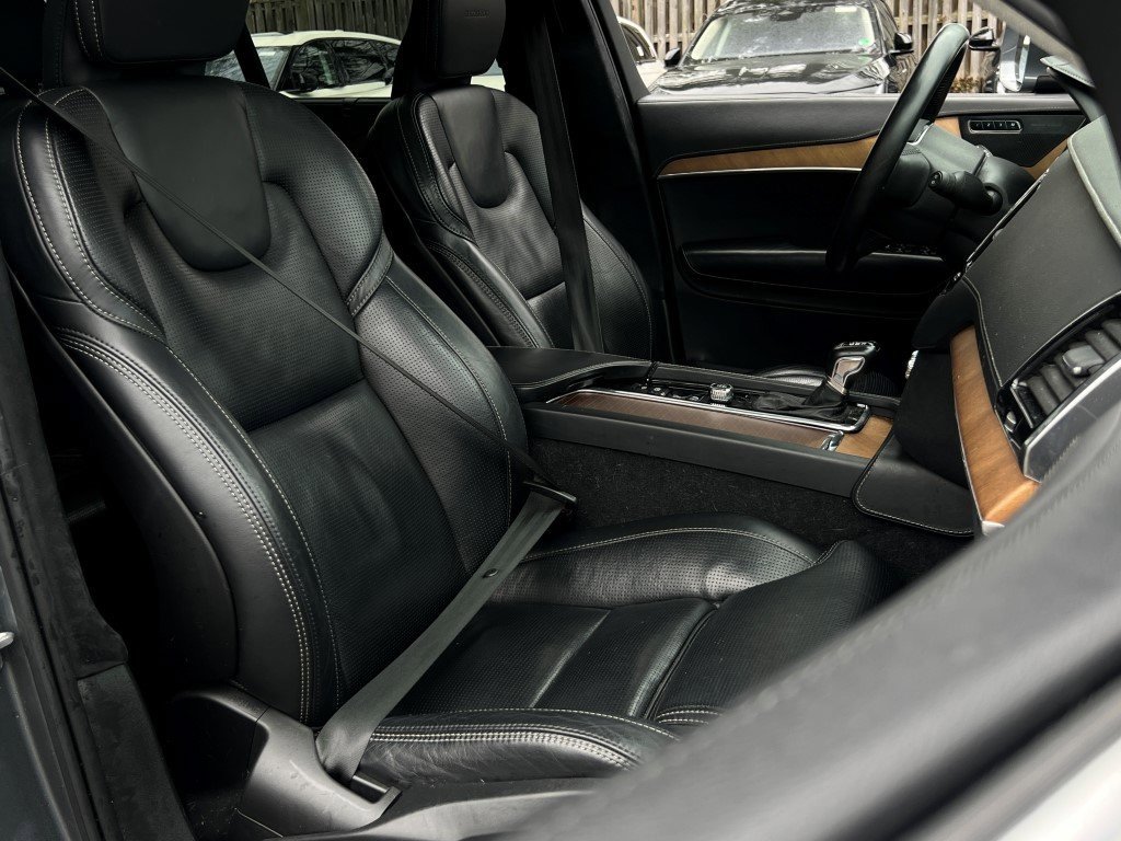 Used 2019 Volvo XC90 T6 Inscription w/ Luxury Package image 12