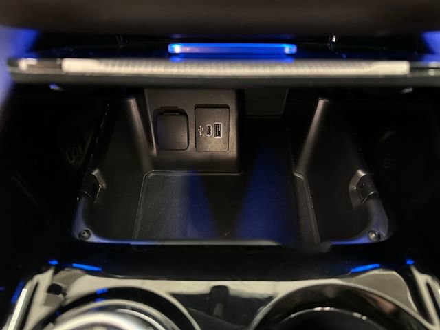 Certified 2025 Ford Explorer Platinum w/ LUX Leather Package image 28