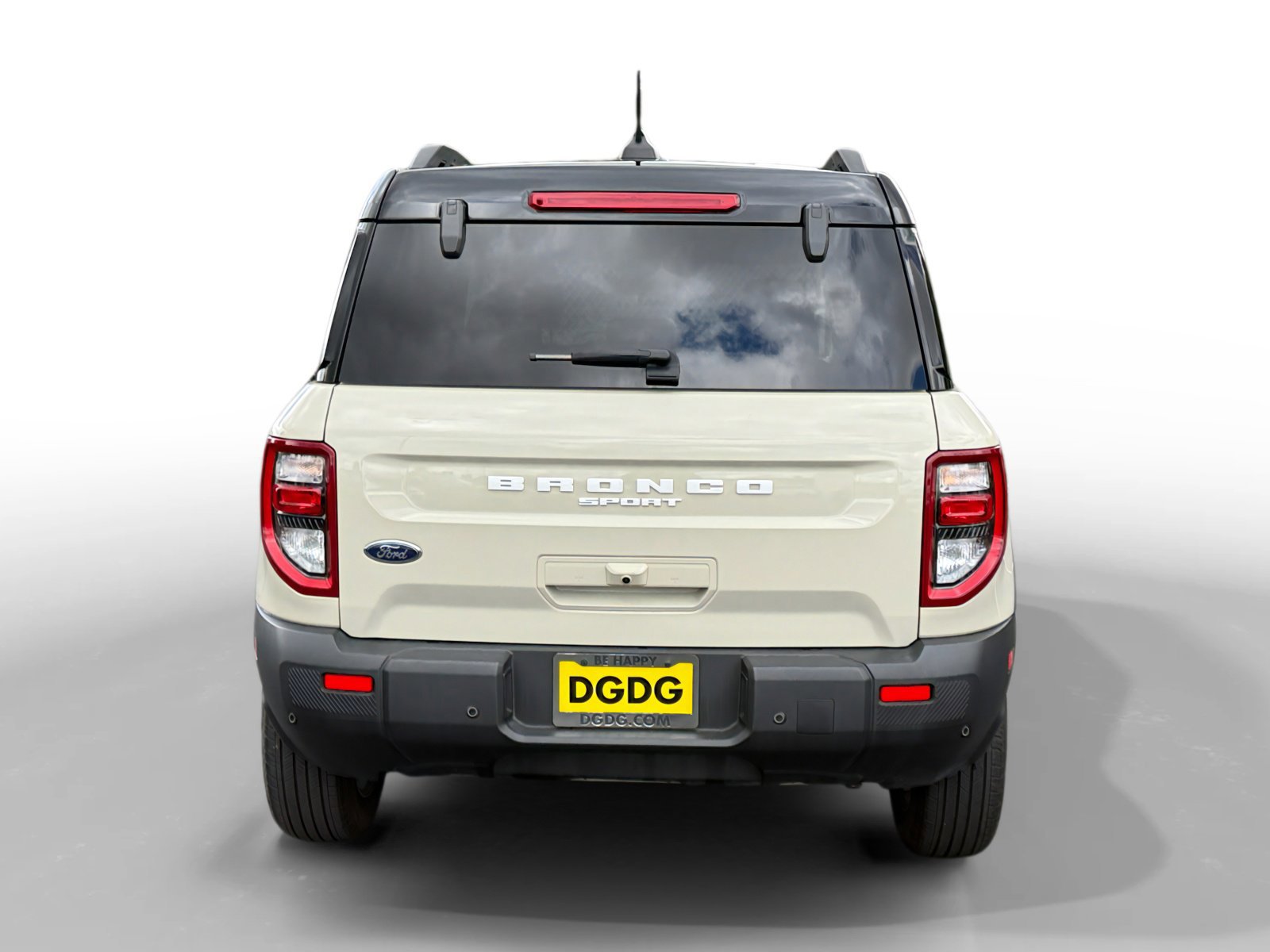 Certified 2025 Ford Bronco Sport Outer Banks w/ Outer Banks Tech Package+ AWD/4WD image 3