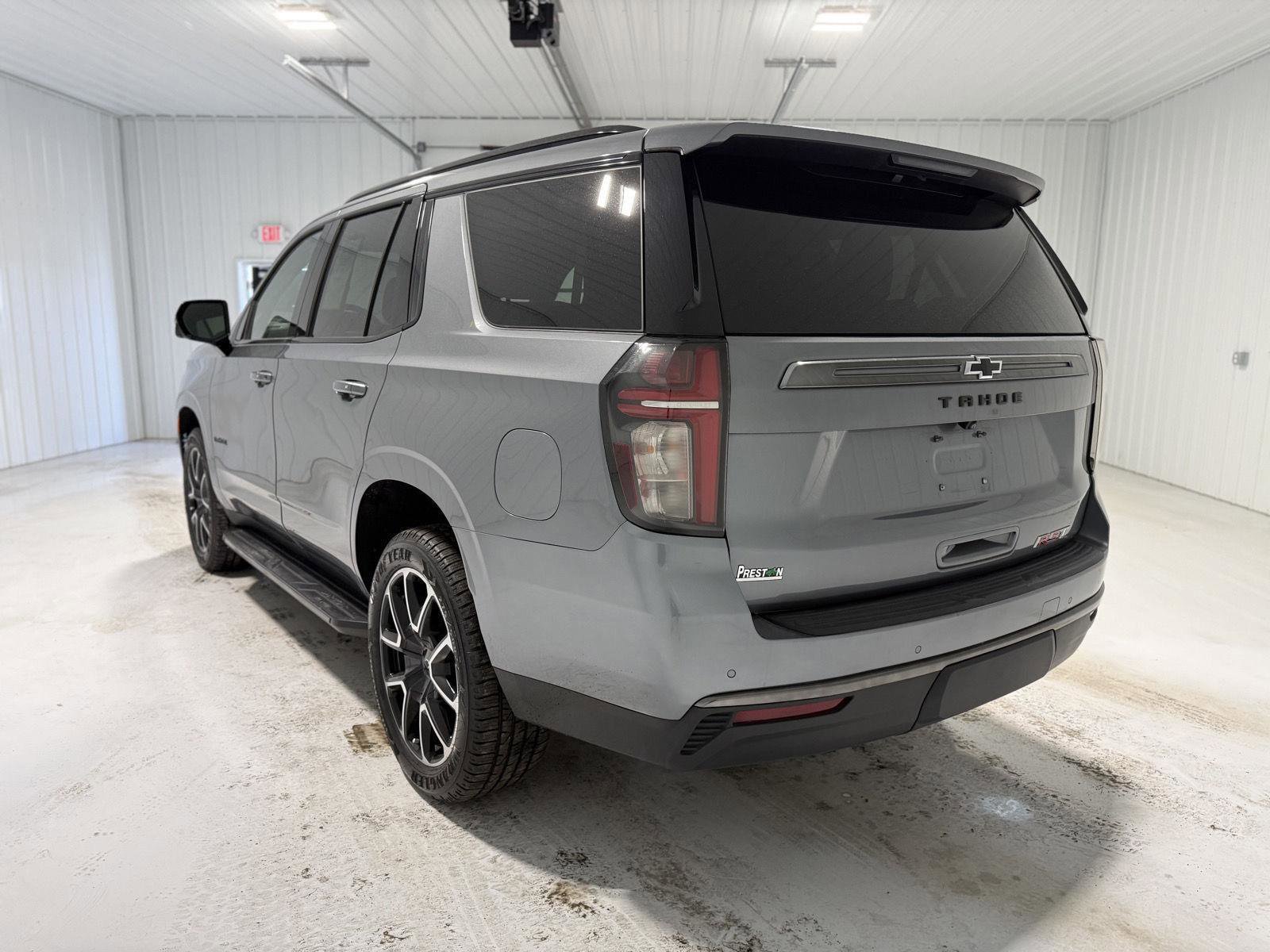 Used 2022 Chevrolet Tahoe RST w/ Luxury Package image 3