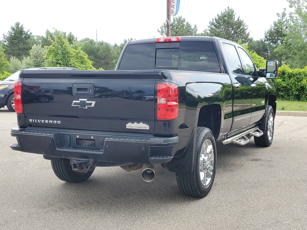 Used 2018 Chevrolet Silverado 2500 High Country w/ Duramax Plus Package AWD/4WD image 4
