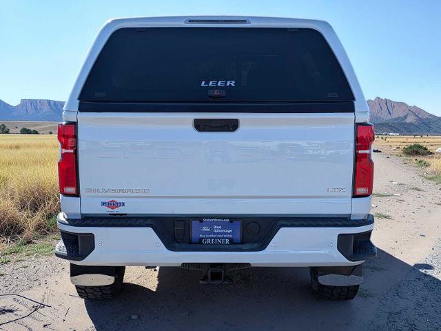 Used 2024 Chevrolet Silverado 2500 LTZ w/ LTZ Plus Package AWD/4WD image 5