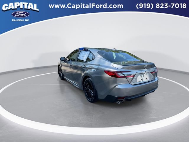 Used 2025 Toyota Camry SE FWD image 6