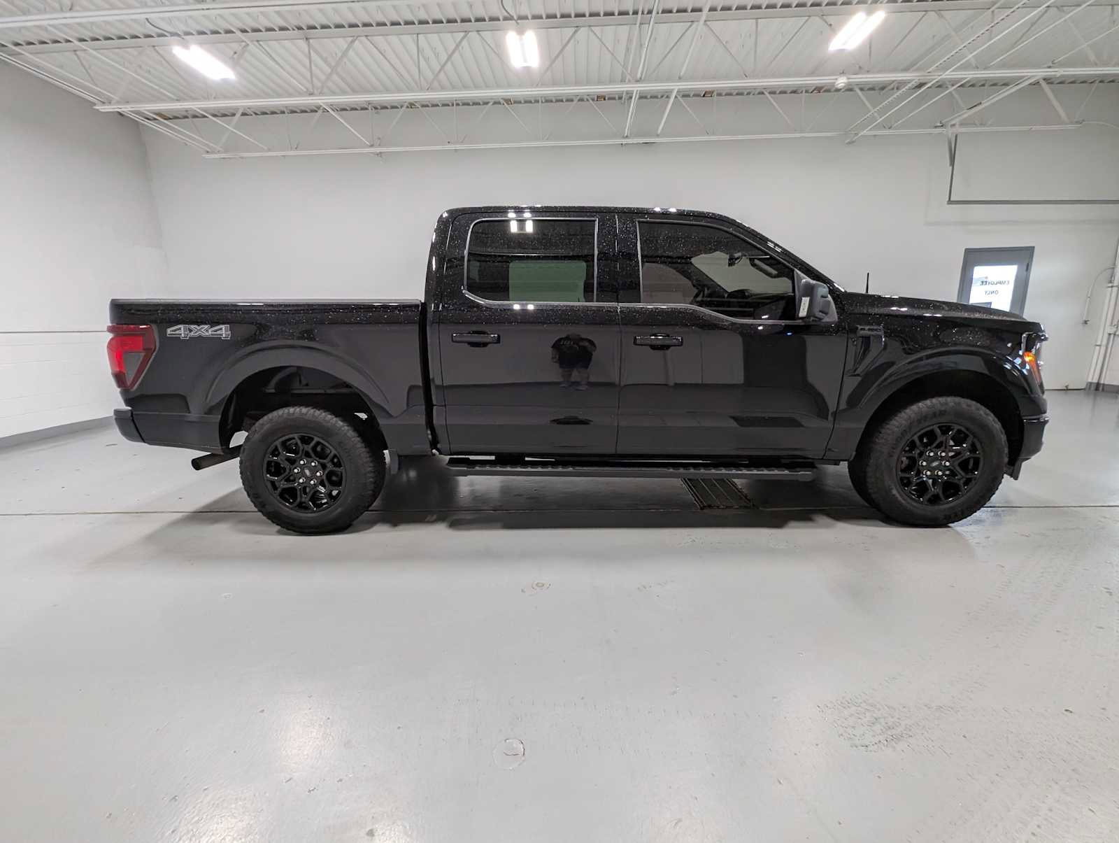 Certified 2024 Ford F150 XLT w/ Equipment Group 302A MID AWD/4WD image 7