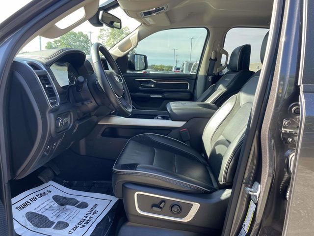 Used 2019 RAM 1500 Laramie AWD/4WD image 17