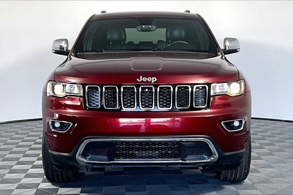 Used 2018 Jeep Grand Cherokee Limited AWD/4WD image 3