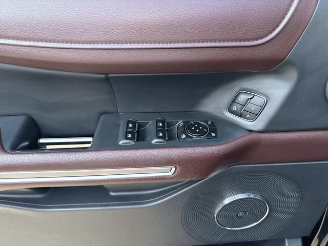 Certified 2023 Ford Expedition Limited image 21