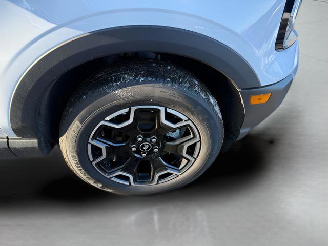 Certified 2025 Ford Bronco Sport Outer Banks w/ Outer Banks Tech Package+ AWD/4WD image 32