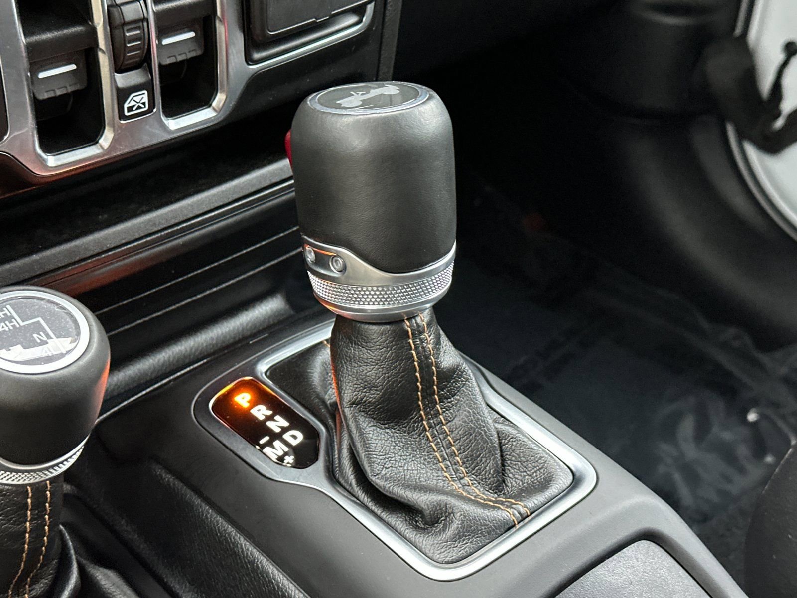 Used 2021 Jeep Wrangler Unlimited Sahara image 21